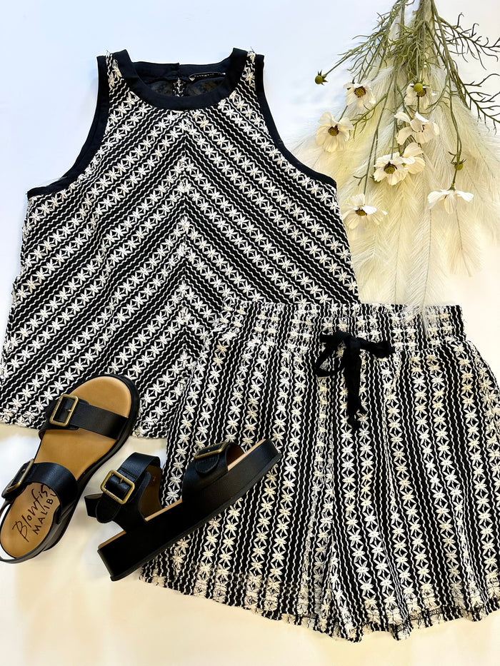 Black and Cream Stitch Detail Tank Top | Boutique Elise Staccato