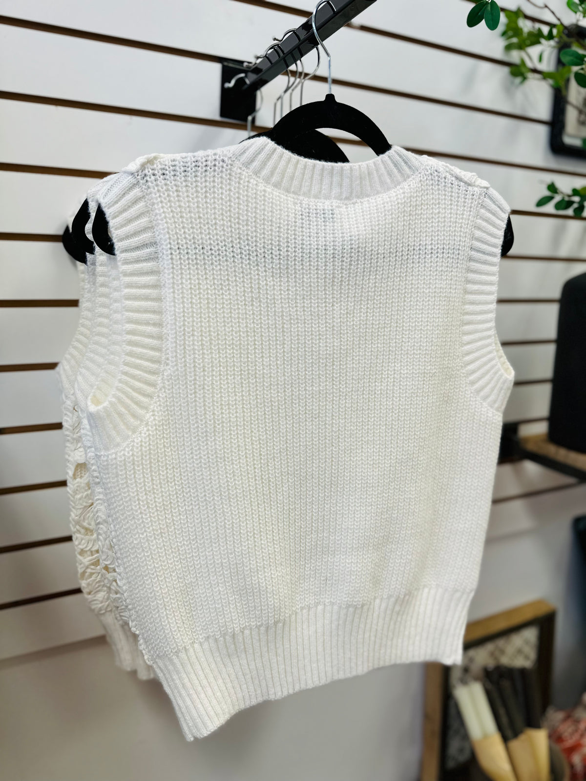 Cream Crochet Floral Sleeveless Top | Cassandra Gilli