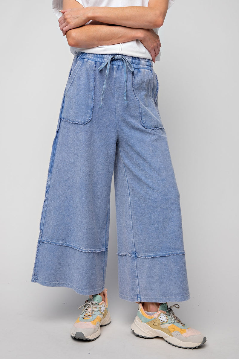 Light Denim Mineral Wash Wide Leg Pant | Boutique Elise | Cassie Easel