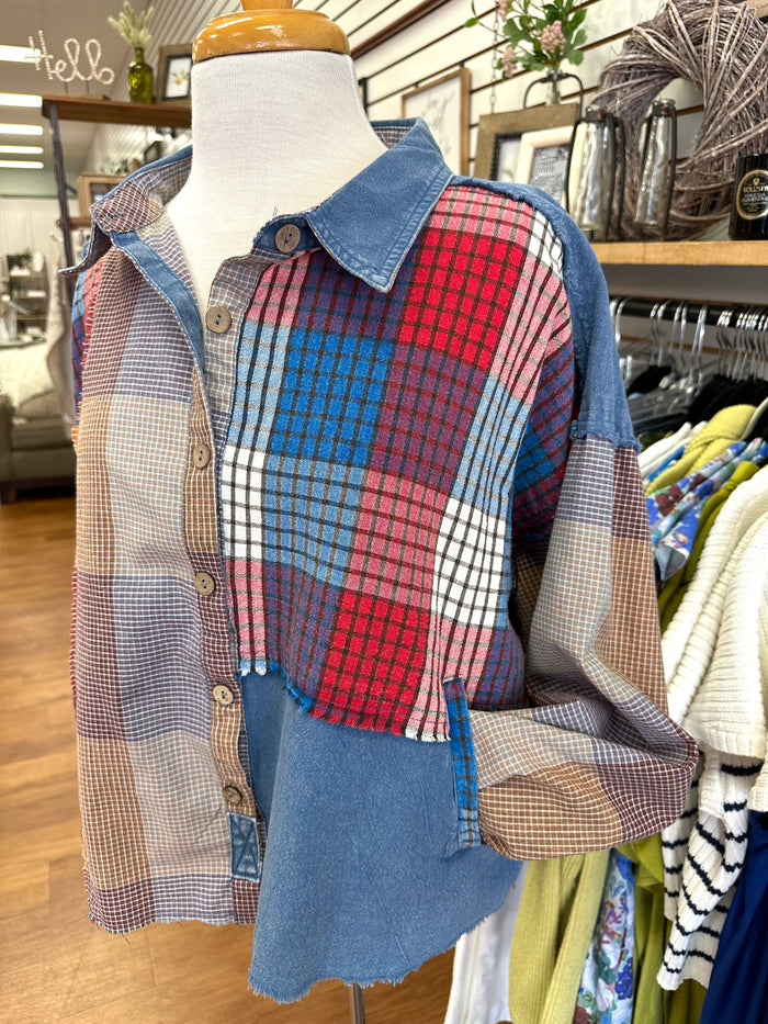 Denim Patchwork Crop Button-Down | Boutique Elise | Julie oli hali