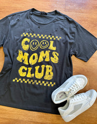 Cool Moms Club Graphic Tee | Boutique Elise zutter