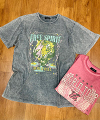 Free Spirit Rock n Roll Oversized Graphic Tee zutter