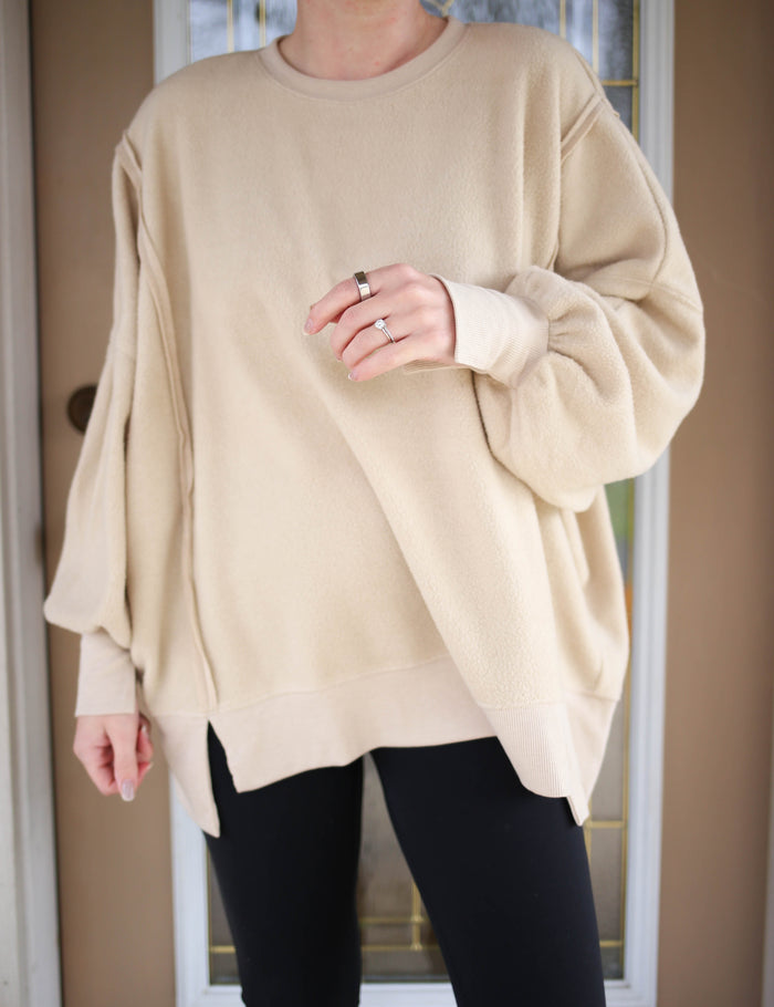 Cozy Fleece Hem Detail Cream Sweatshirt | Boutique Elise Hyfve