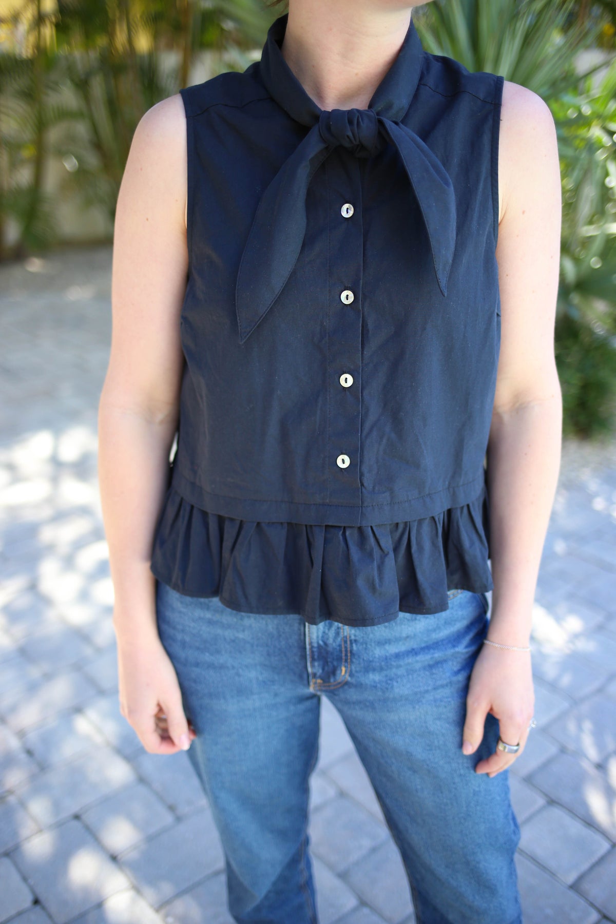 Sleeveless Black Top with Tie Neckline | Toni Entro