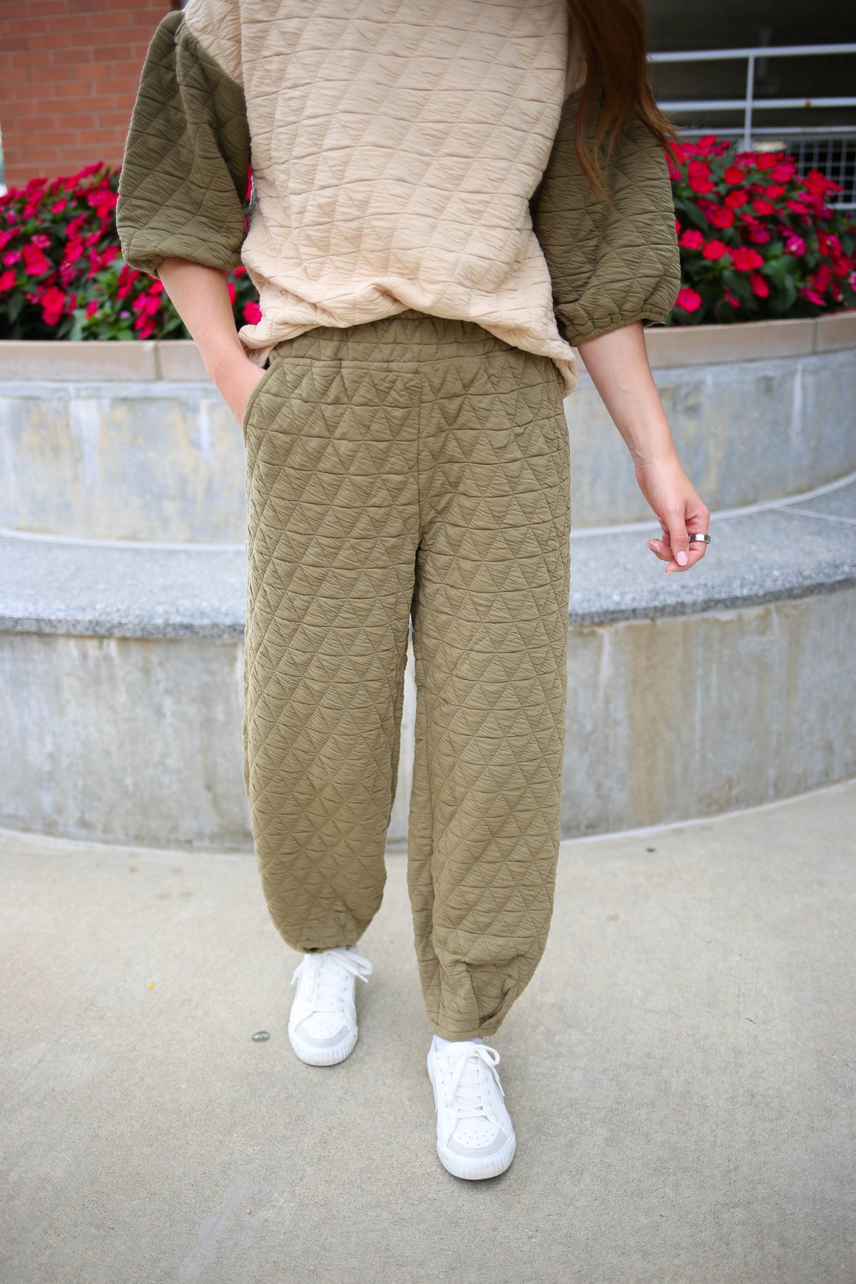 Olive Quilted Tucked Hem Pant, Boutique Elise