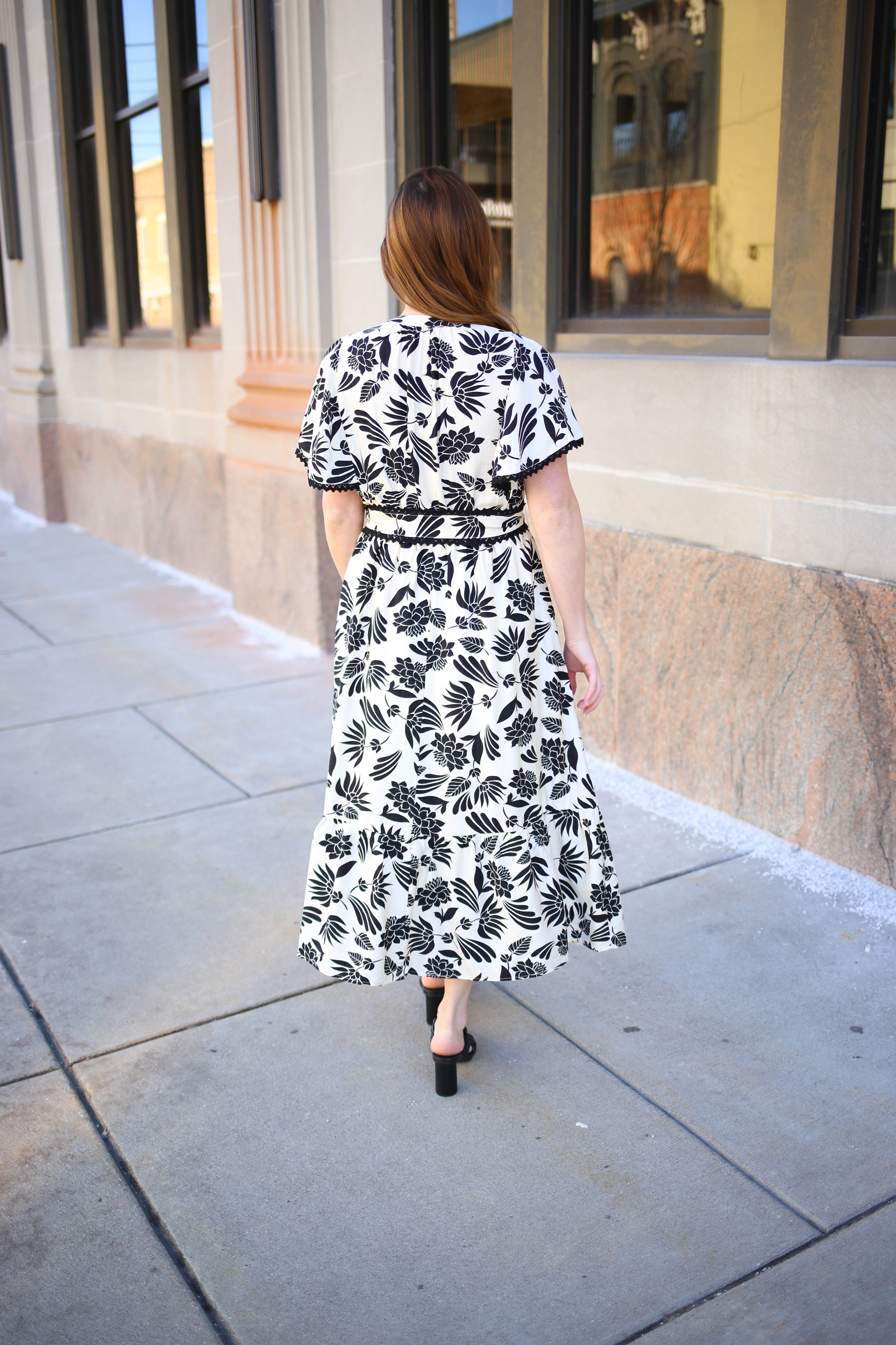 black and white floral print dress Black Floral Short Casual Dress with Long Sleeves Black / Small main image 0