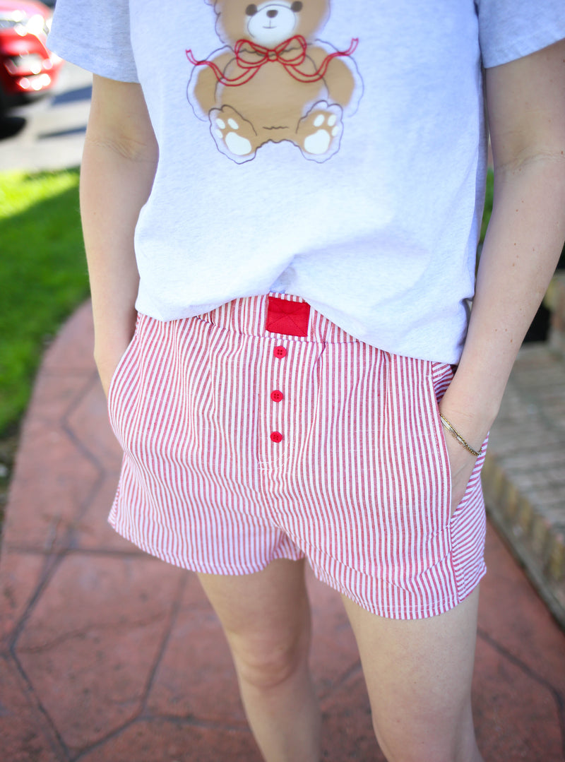 Red and off-white stripe pull-on boxer shorts