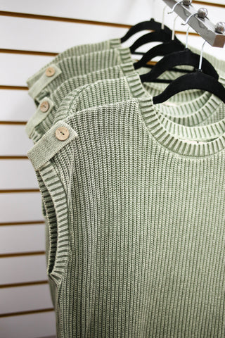 Green Mineral Wash Knit Vest | Avery Blu Pepper