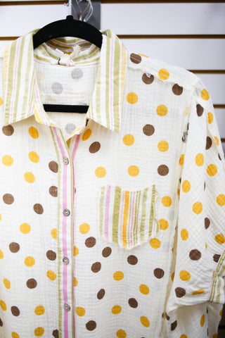 Polka Dot Gauze Short Sleeve Top | Gabby Hem & Thread