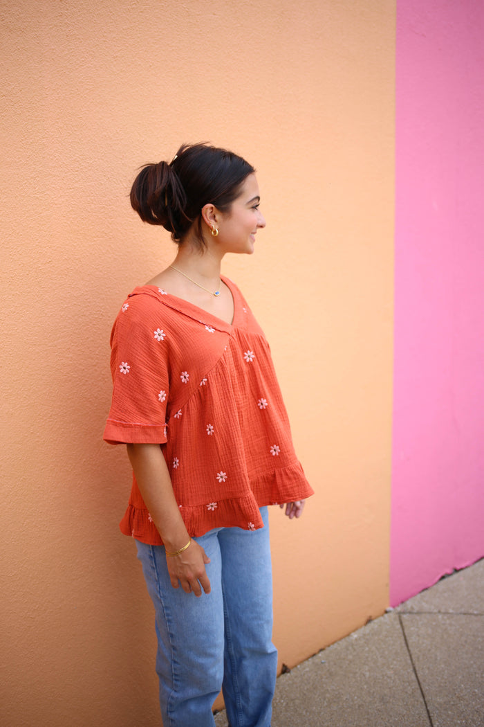 Orange Daisy Print Short Sleeve Top | Lindsey Very J