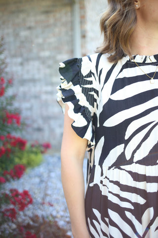 Black and White Abstract Print Maxi Dress | Jade Jodifl