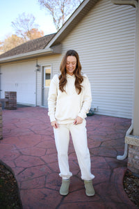 Womens Cozy Cream Sweatpants | Boutique Elise | Jaylen Hyfve