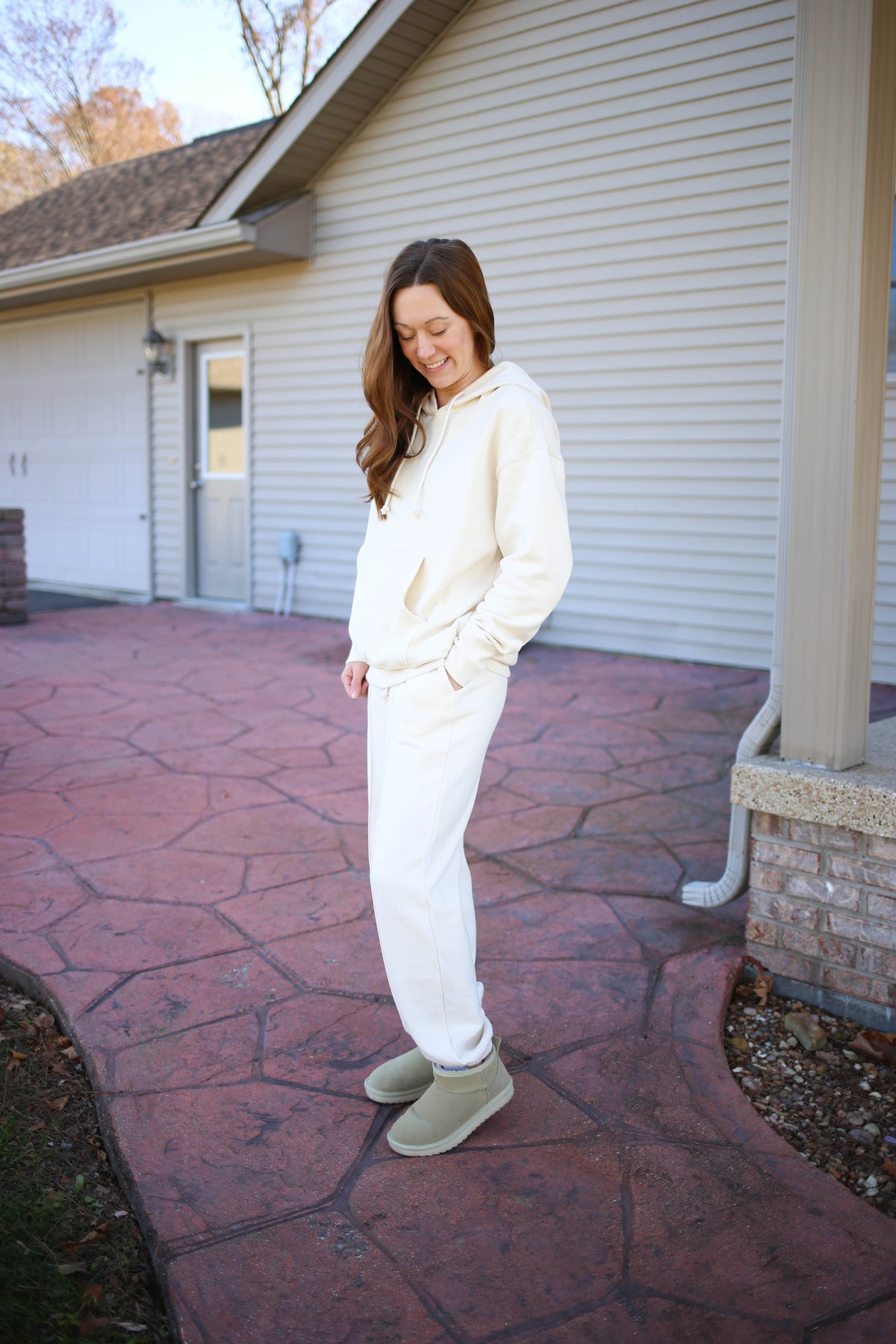 Womens Cozy Cream Sweatpants | Boutique Elise | Jaylen Hyfve