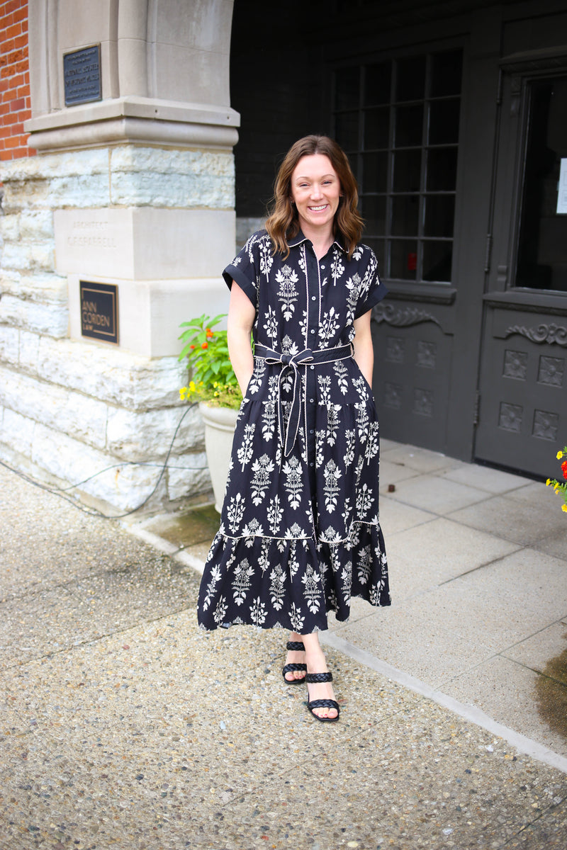 Black and white floral belted midi dress, entro
