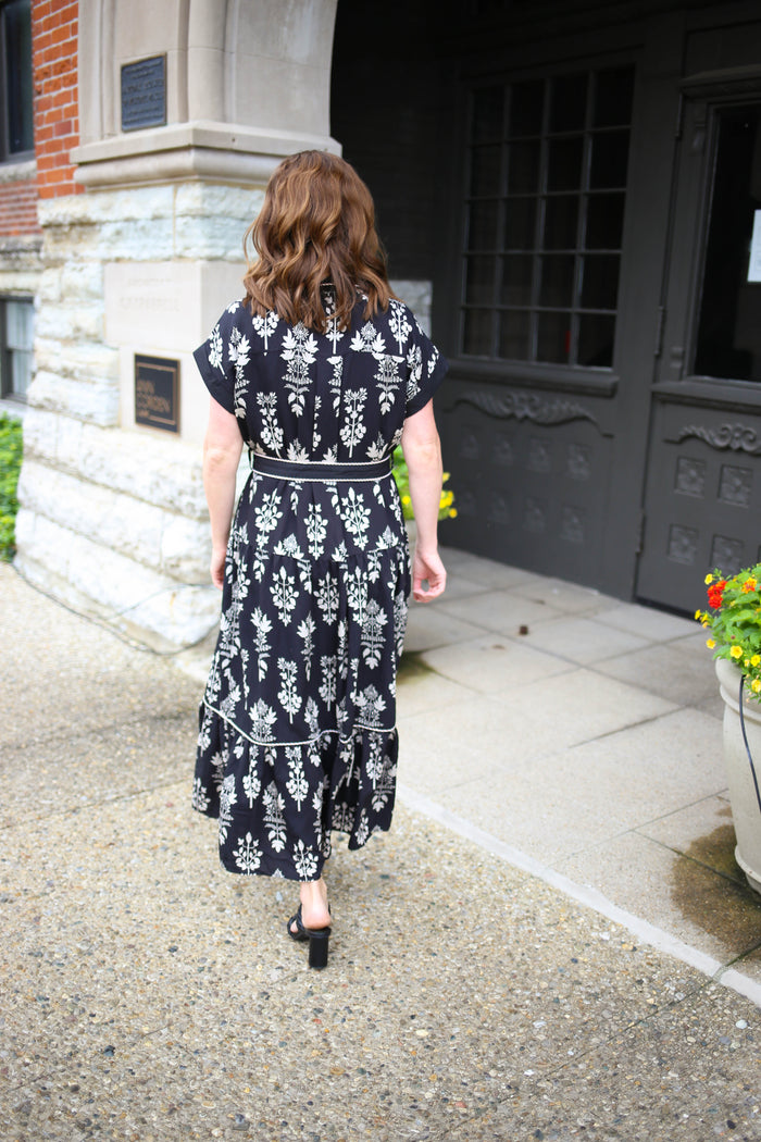 Black and White Floral Belted Midi Dress | Lettie Entro