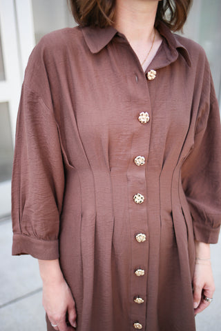 Brown Pinch Pleat Long Sleeve Dress | Lyla Entro