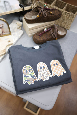 Dark grey short sleeve graphic tee with three patterned ghosts, Zutter