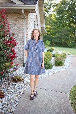 Navy plaid dress with short sleeves and pockets, Entro