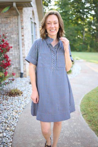 Navy plaid dress with short sleeves and pockets, Entro