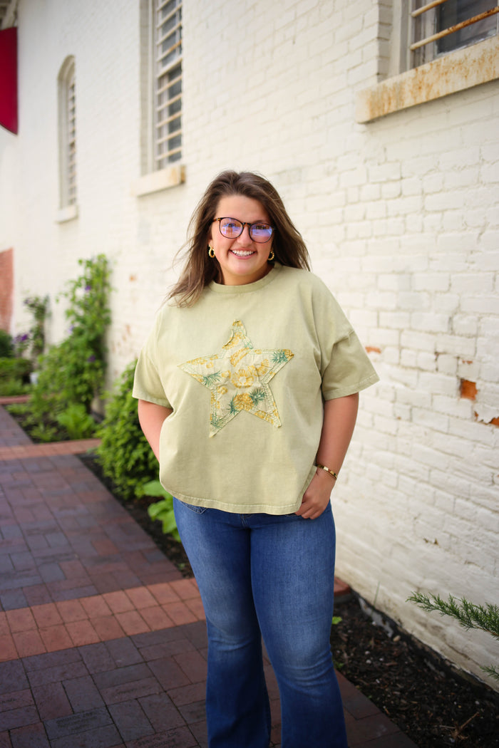 Green Pineapple Print Star Top | Boutique Elise Easel