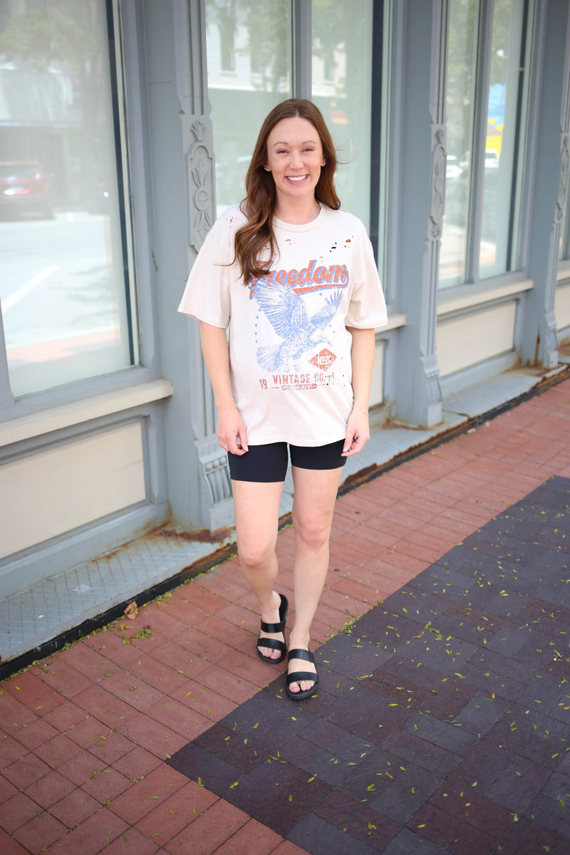 Freedom Vintage Graphic Tee | Boutique Elise zutter