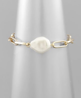 Gold and Pearl Detail Bracelet | Boutique Elise Golden Stella