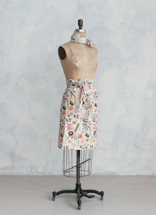 Cotton and linen apron with colorful vegetable pattern