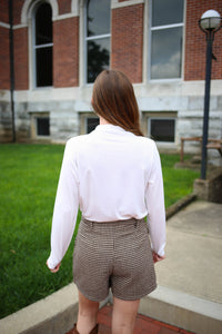 Brown Houndstooth Tailored Shorts | Boutique Elise | Tessa Hyfve