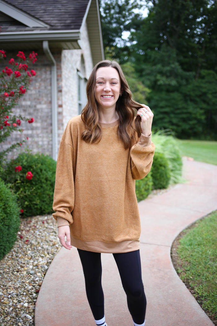 Mustard Soft Fleece Long Sleeve Lightweight Sweatshirt | Boutique Elise Hyfve